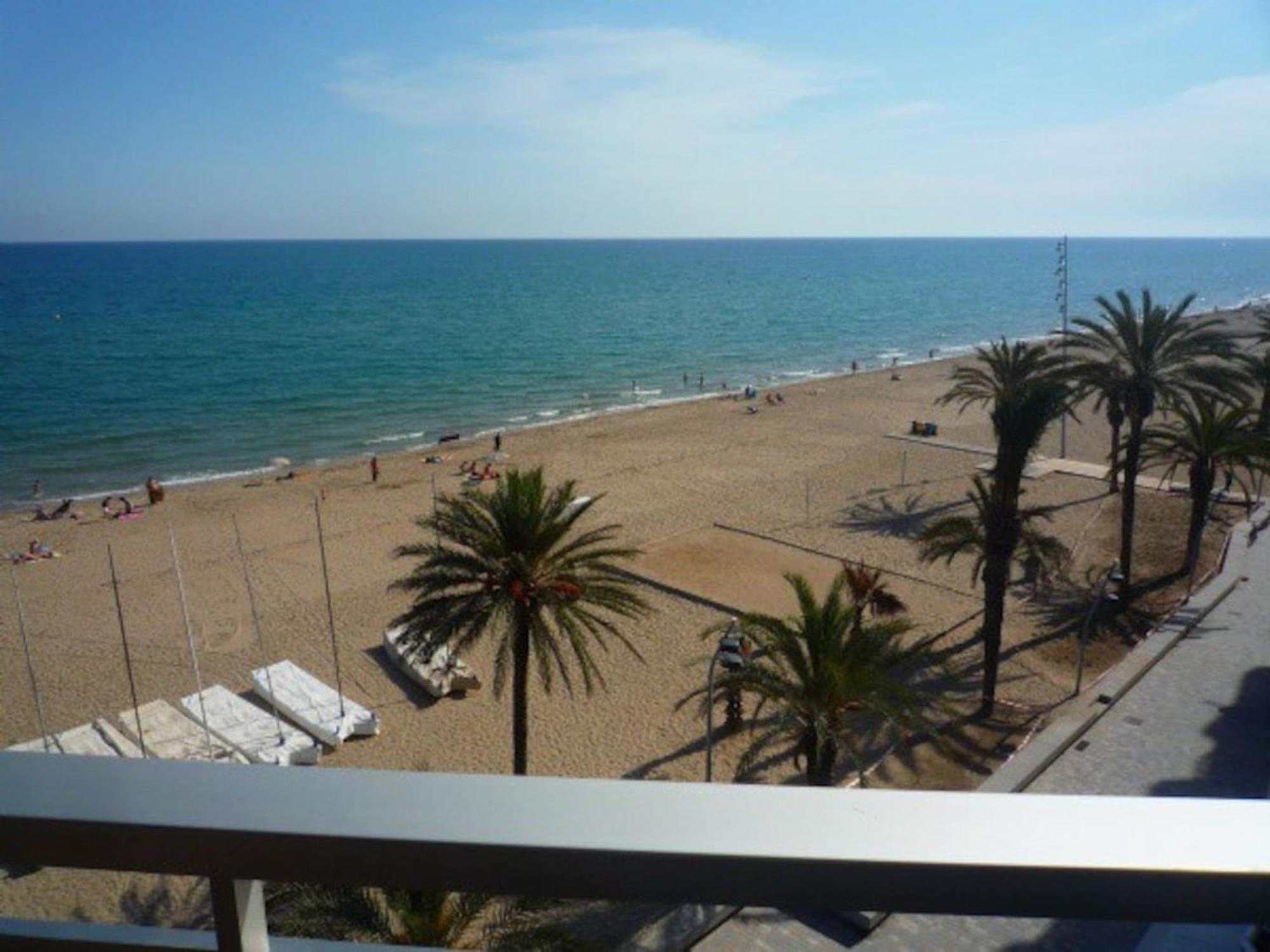 Spacious Apartment With Sea View Terrace In Calafell Exteriör bild
